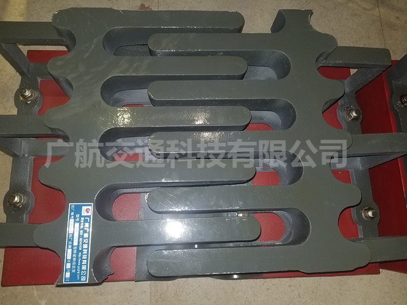 靜音橋梁伸縮縫